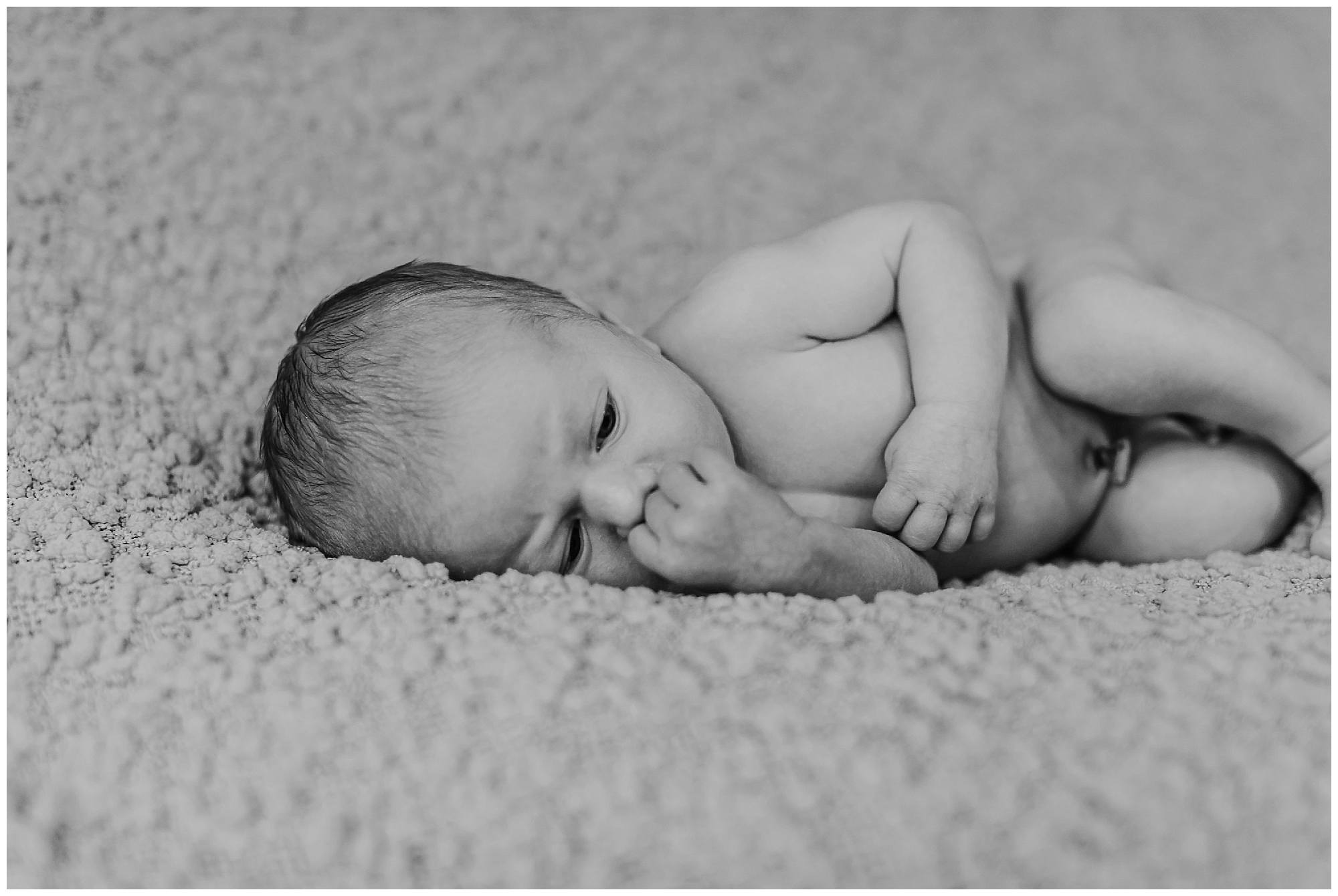 newborn, lifestyle newborn shoot, louisville photographer, Kentucky photographer, newborn photogrpaher,