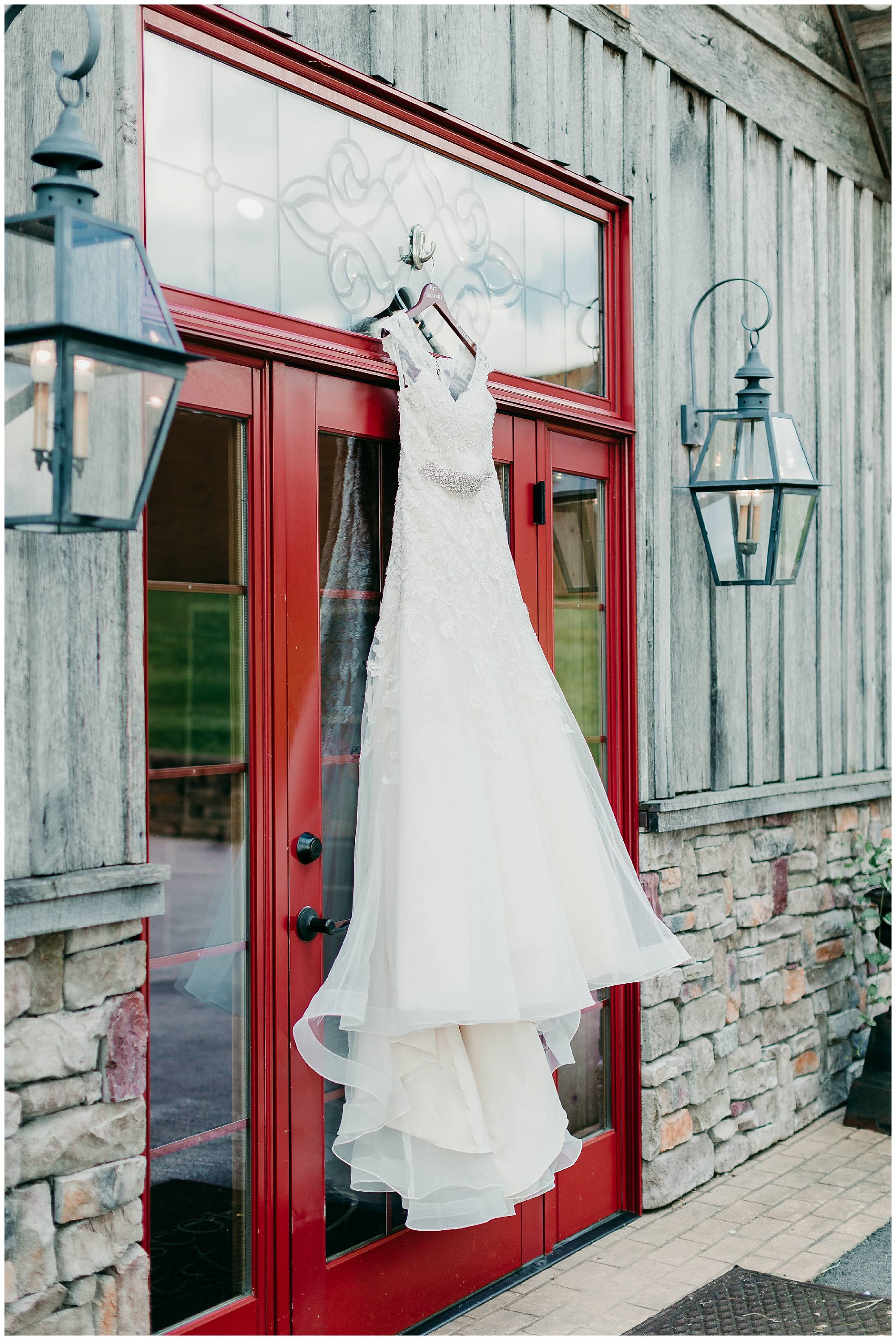 wedding dress, detail shot, Louisville wedding photographer